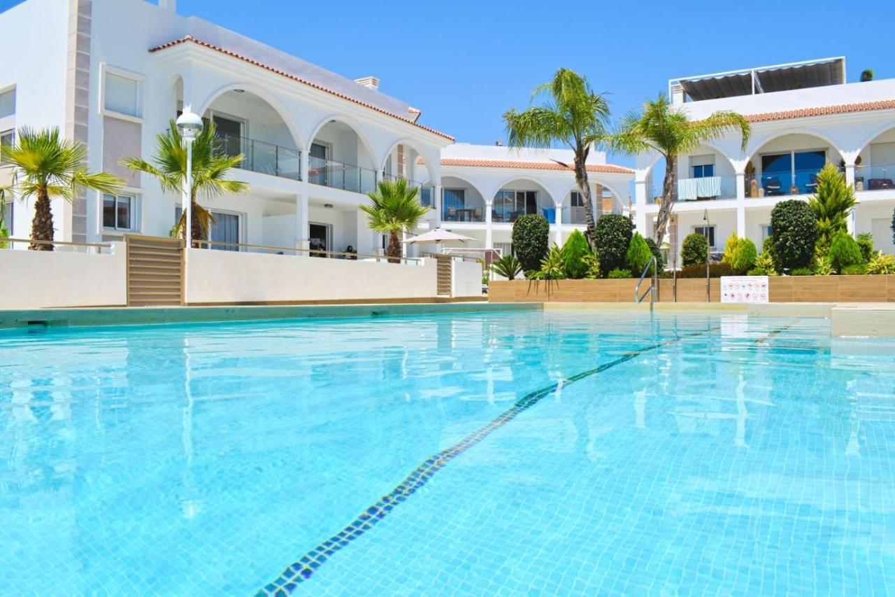 New Build Apartment On Beautiful Modern Complex Rojales Exterior photo